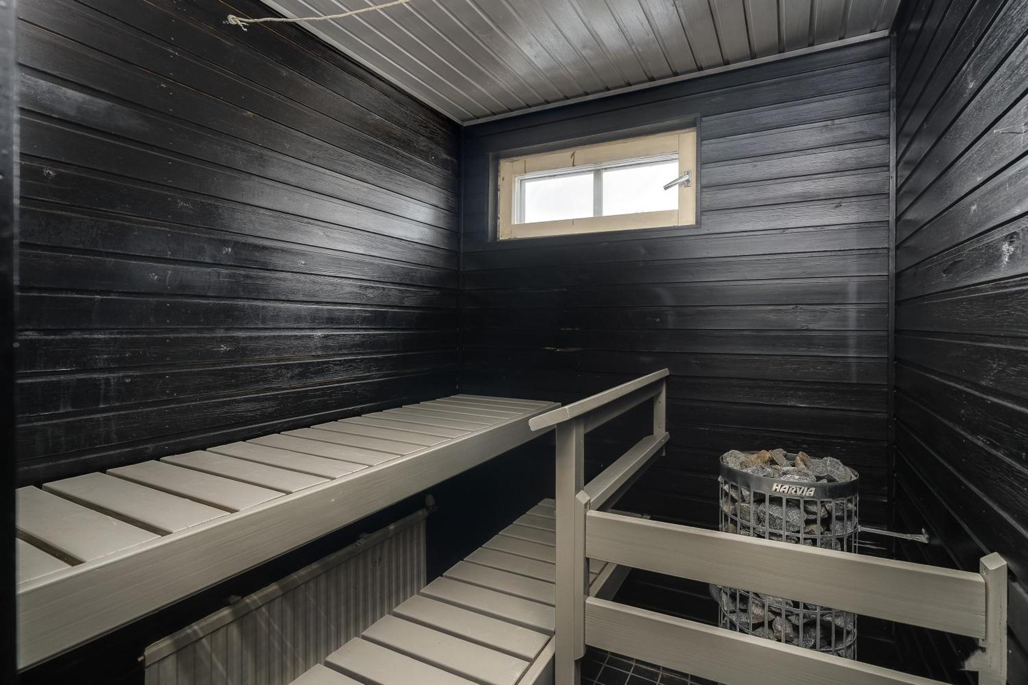 Private Rooms Near Metro, Free Parking,Direct Bus From Airport Helsingfors Exteriör bild